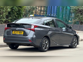 Used Toyota Prius 2020 for sale - 75431772: Photo