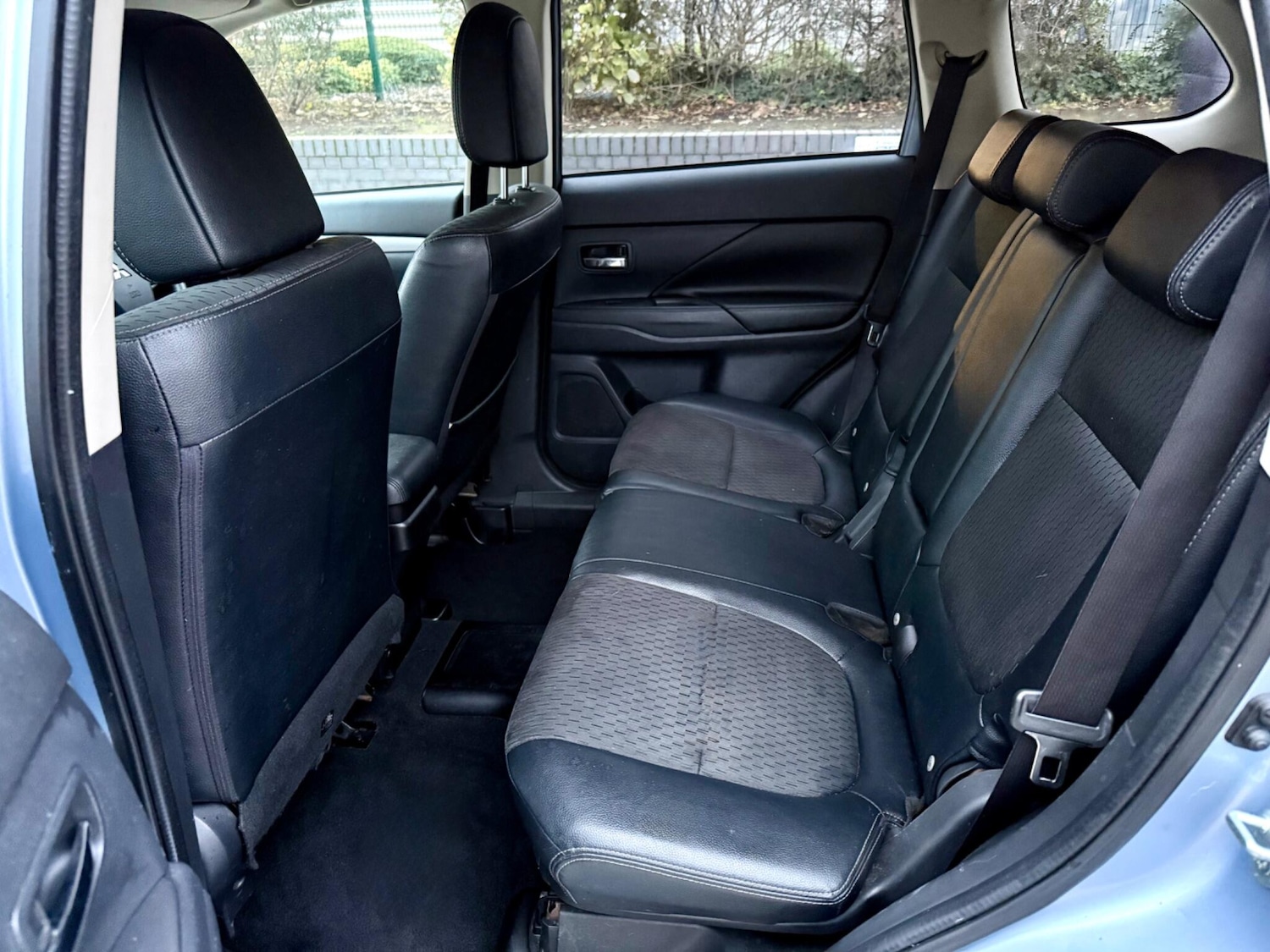 Used Mitsubishi Outlander 2015 for sale - 76700645: Photo 11