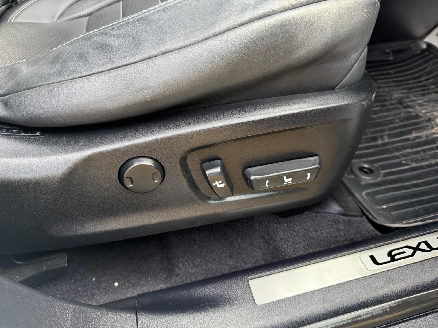 Used Lexus RX 2017 for sale - 76377904: Photo 18