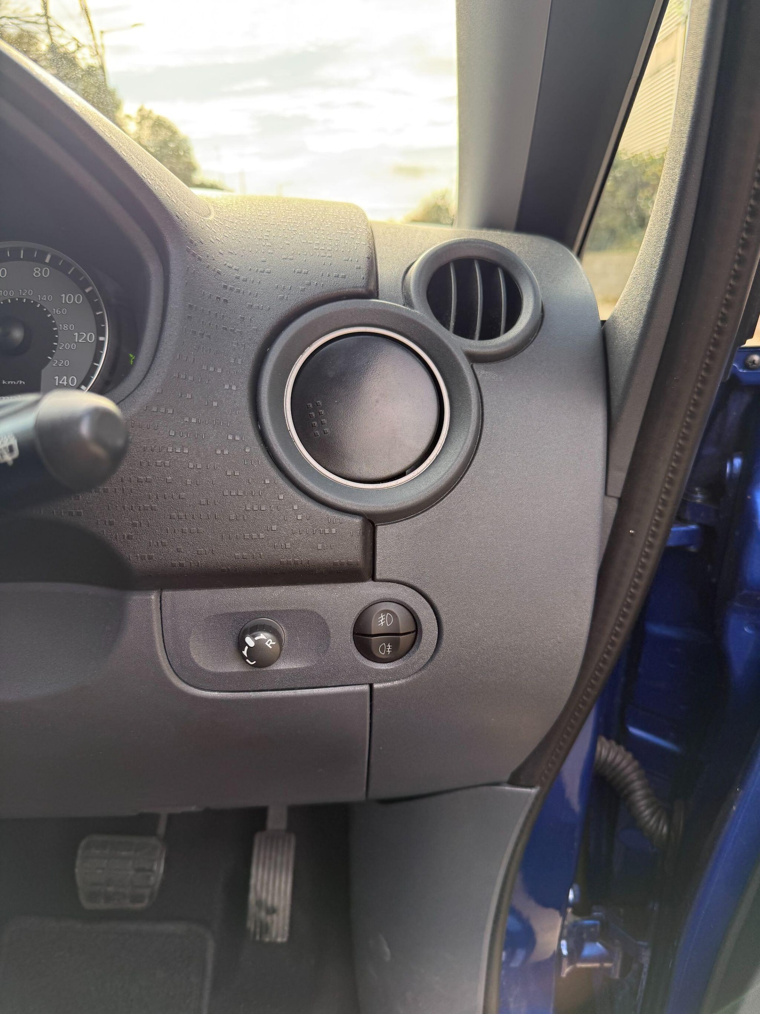 Used Mitsubishi Colt 2013 for sale - 76499213: Photo 15