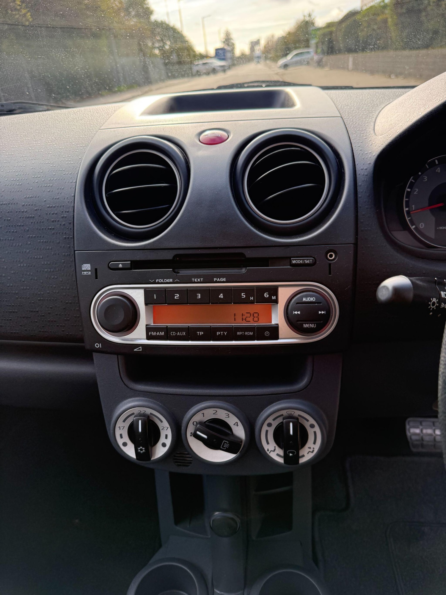 Used Mitsubishi Colt 2013 for sale - 76499213: Photo 25