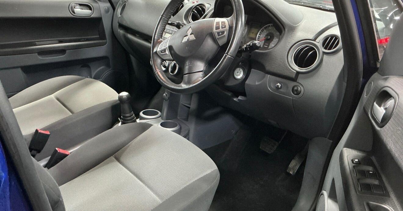 Used Mitsubishi Colt 2013 for sale - 76499213: Photo 7