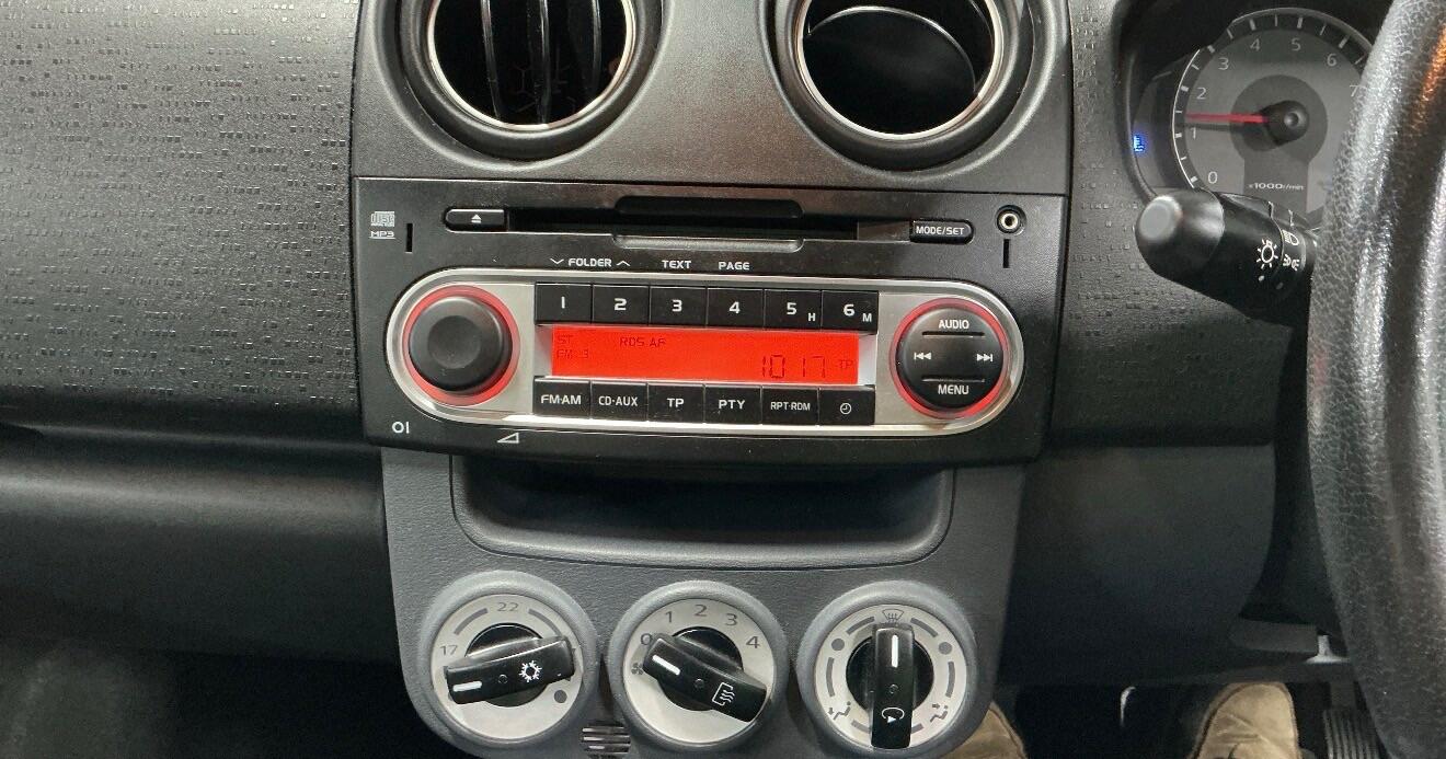 Used Mitsubishi Colt 2013 for sale - 76499213: Photo 9