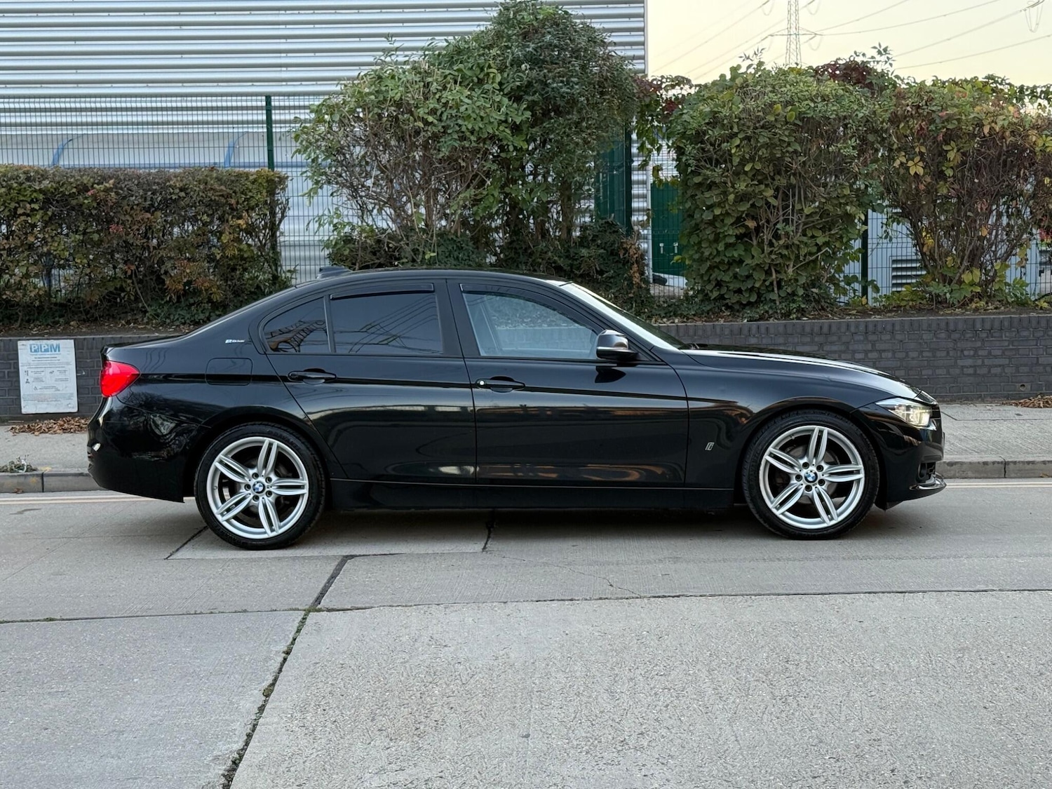 Used BMW 3 Series 2017 for sale - 76377296: Photo 13