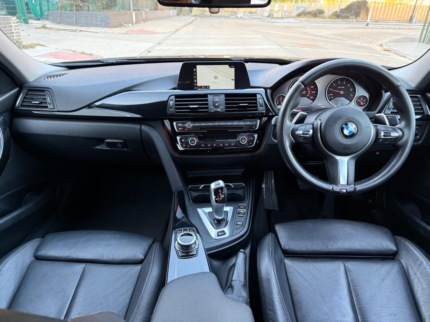 Used BMW 3 Series 2017 for sale - 76377296: Photo 24