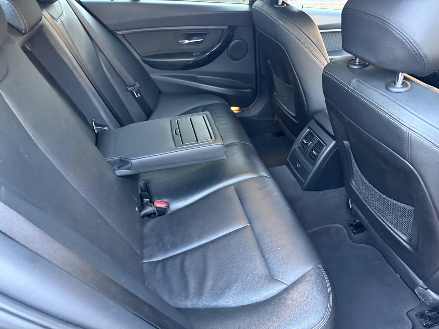 Used BMW 3 Series 2017 for sale - 76377296: Photo 26