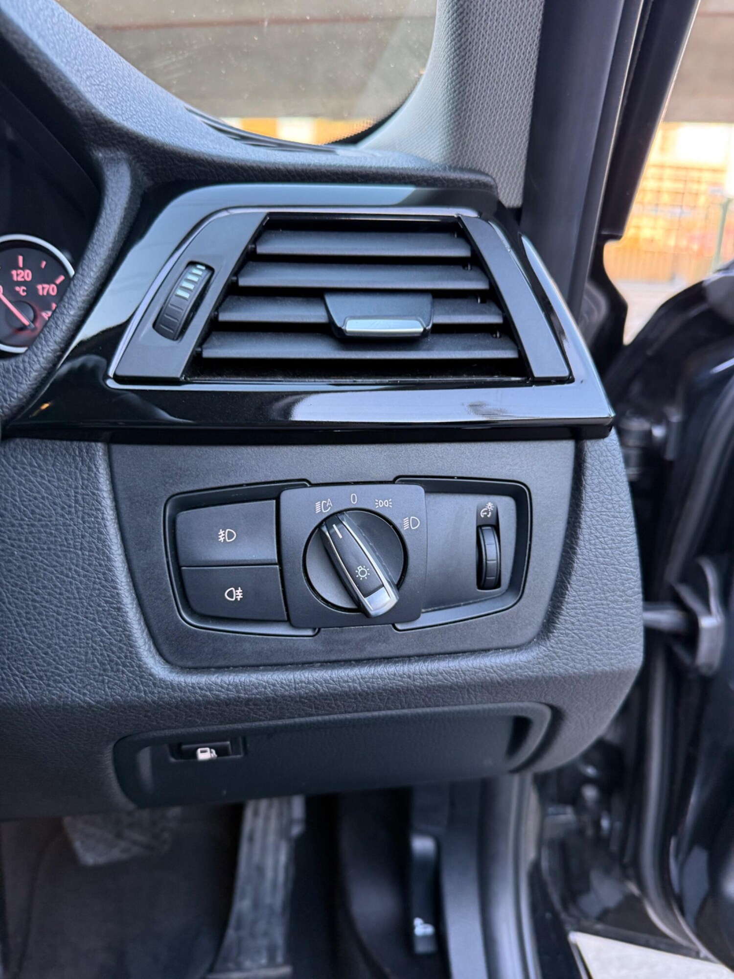 Used BMW 3 Series 2017 for sale - 76377296: Photo 30