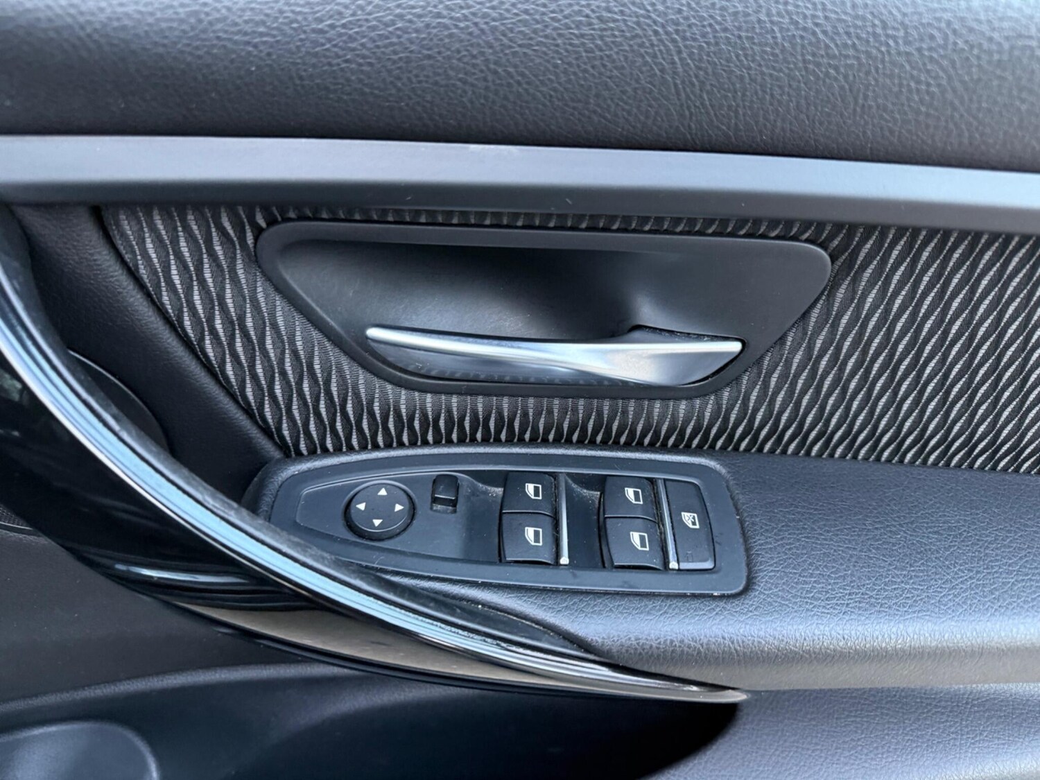 Used BMW 3 Series 2017 for sale - 76377296: Photo 49