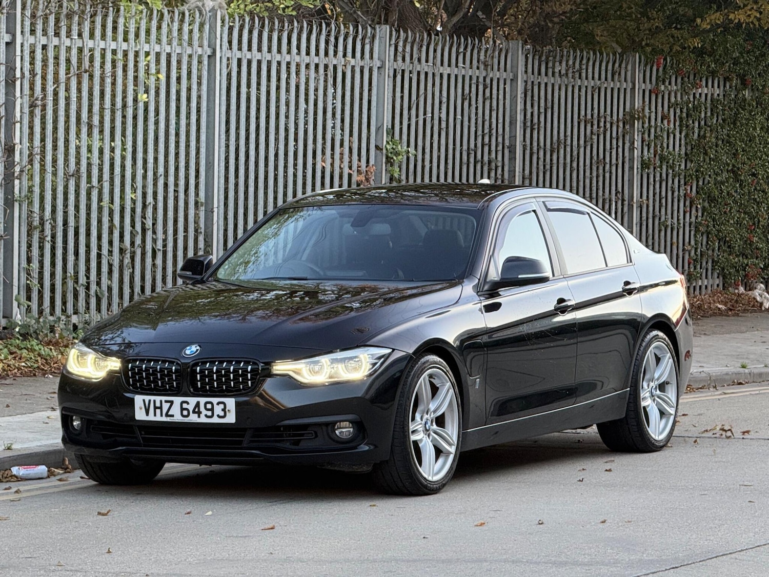 Used BMW 3 Series 2017 for sale - 76377296: Photo 7