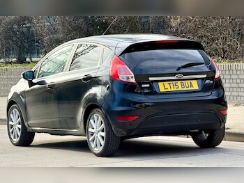 Used Ford Fiesta 2015 for sale - 77484264: Photo