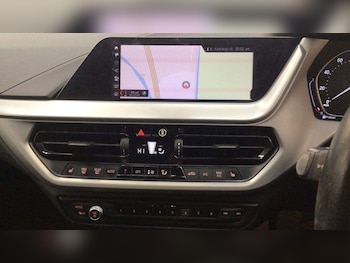 Used BMW 1 Series 2019 for sale - 76801950: Photo