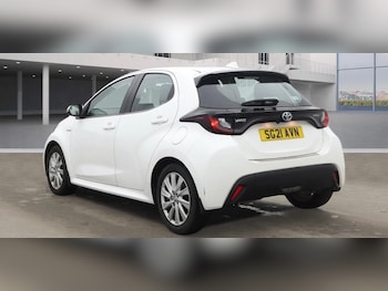 Used Toyota Yaris 2021 for sale - 77573999: Photo