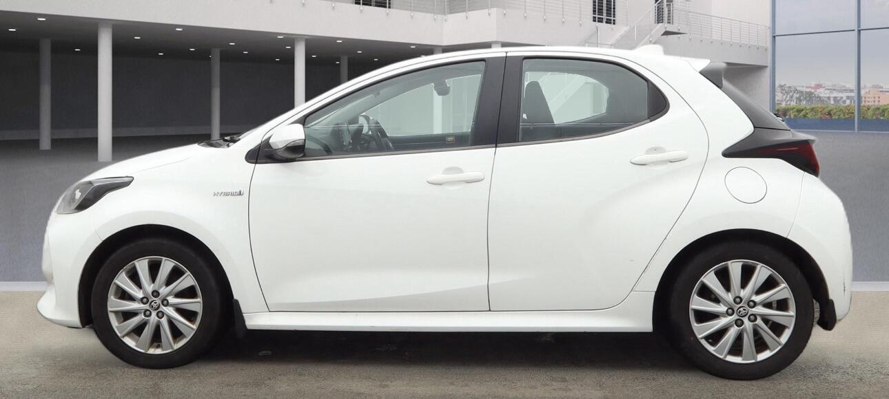 Used Toyota Yaris 2021 for sale - 77573999: Photo 4