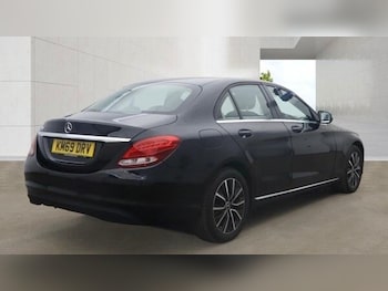 Used Mercedes-Benz C Class 2019 for sale - 79440882: Photo