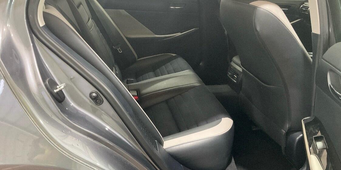 Used Lexus IS 2016 for sale - 78020427: Photo 6
