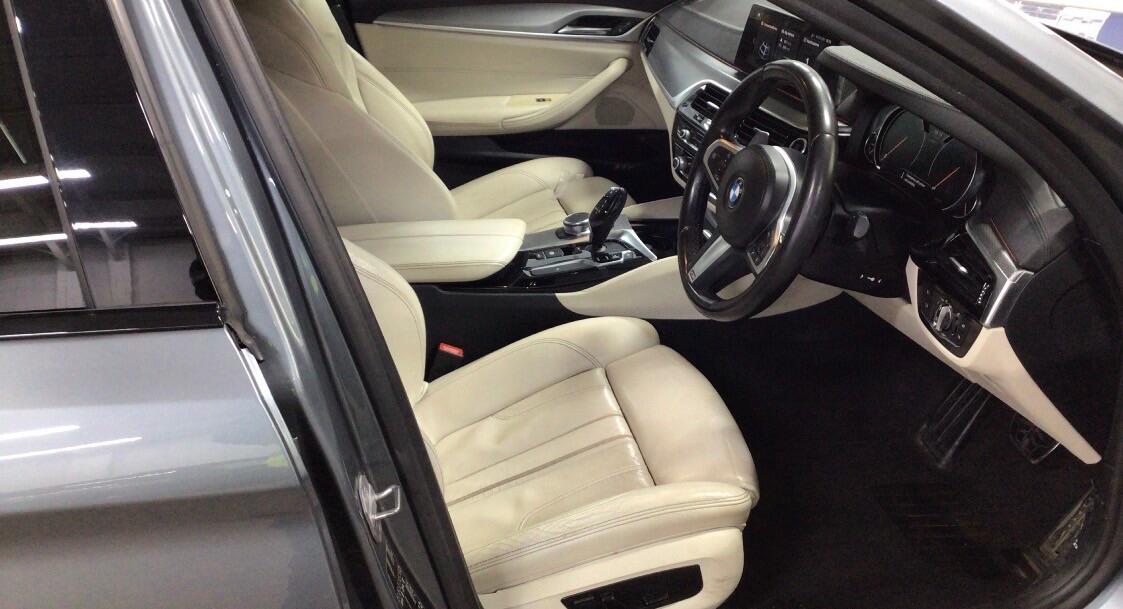 Used BMW 5 Series 2018 for sale - 77376230: Photo 1