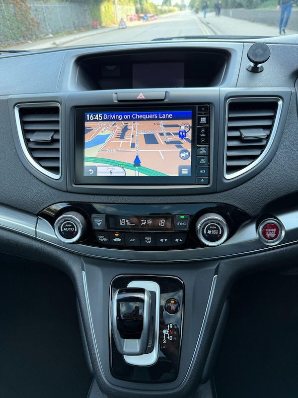 Used Honda CR-V 2015 for sale - 76001343: Photo 9