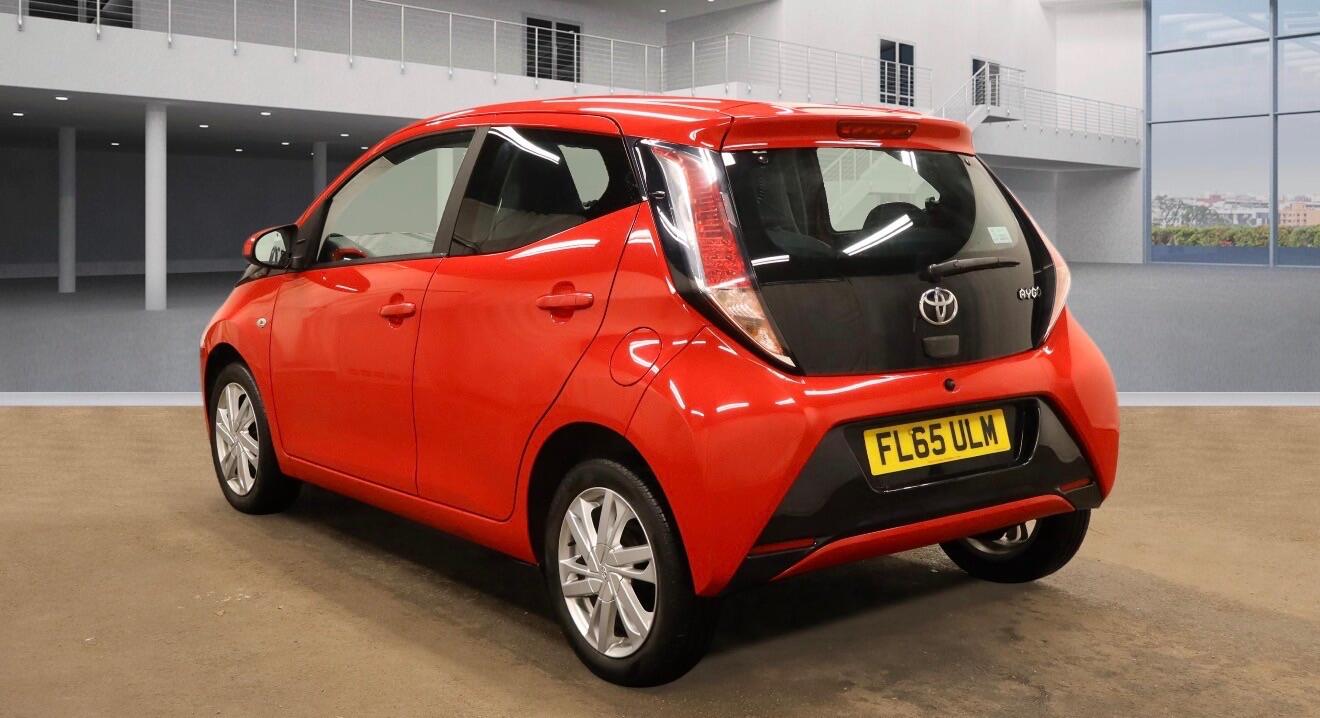 Used Toyota AYGO 2015 for sale - 77081382: Photo 2
