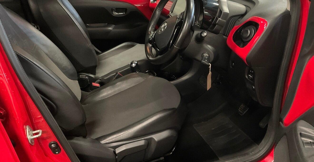 Used Toyota AYGO 2015 for sale - 77081382: Photo 4