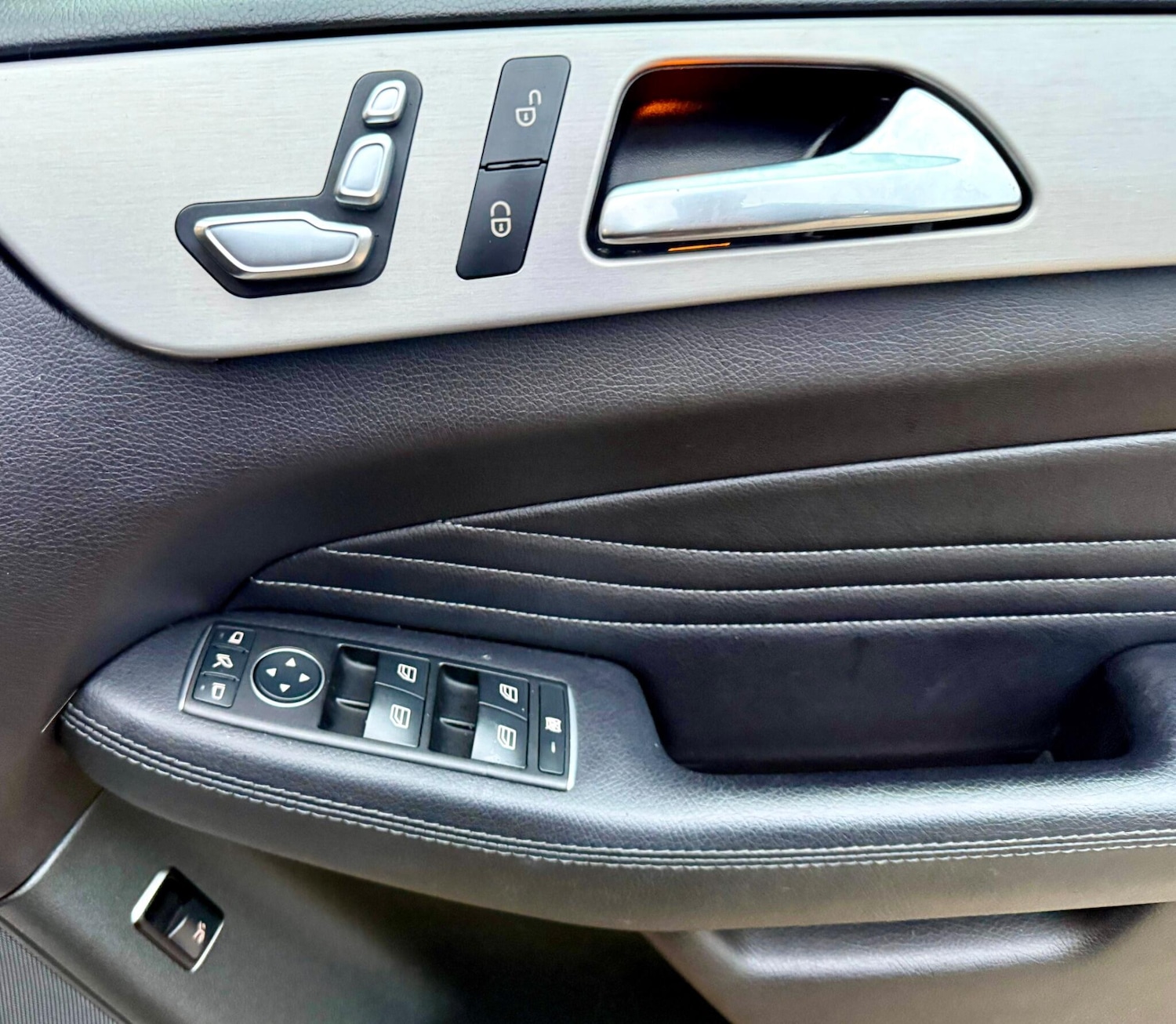 Used Mercedes-Benz GLE 2015 for sale - 76996780: Photo 24