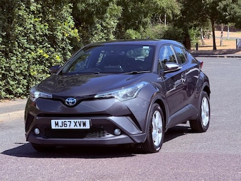 Used Toyota C-HR 2018 for sale - 79387657: Photo