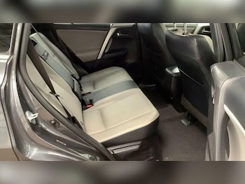 Used Toyota RAV4 2017 for sale - 78934333: Photo
