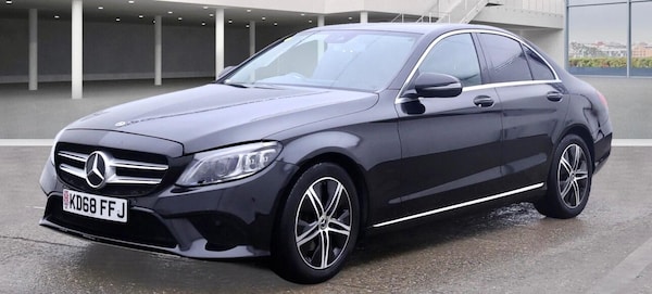 Used Mercedes-Benz C Class 2019 for sale - 76317925: Photo 1
