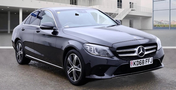 Used Mercedes-Benz C Class 2019 for sale - 76317925: Photo 2