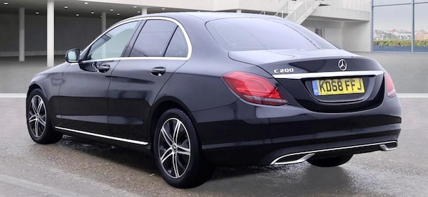 Used Mercedes-Benz C Class 2019 for sale - 76317925: Photo 3