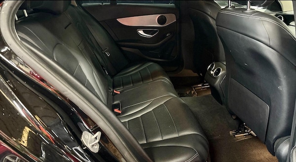 Used Mercedes-Benz C Class 2019 for sale - 76317925: Photo 8
