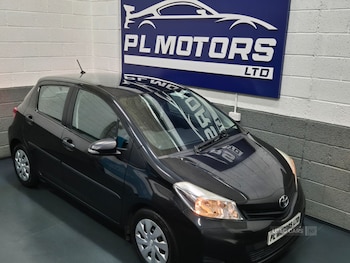 Used Toyota Yaris 2012 for sale - 76014474: Photo