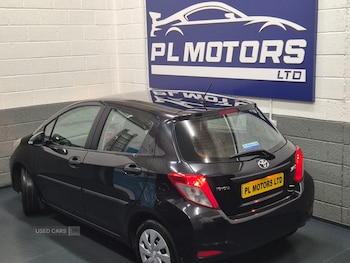 Used Toyota Yaris 2012 for sale - 76014474: Photo