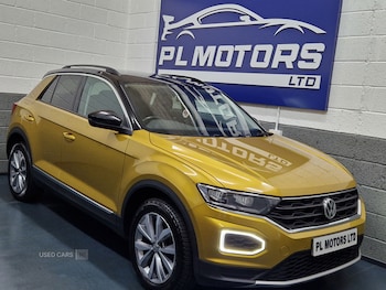 Used Volkswagen T-Roc 2019 for sale - 77941217: Photo