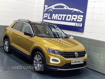 Used Volkswagen T-Roc 2019 for sale - 77941217: Photo