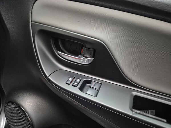 Used Toyota Yaris 2015 for sale - 76513857: Photo 12