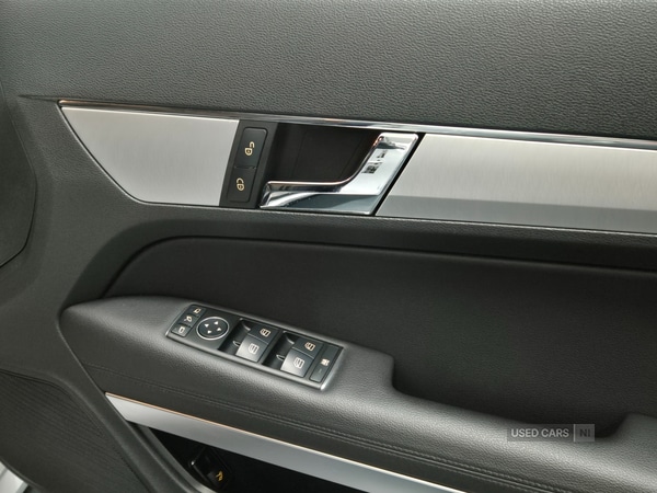 Used Mercedes-Benz E Class 2013 for sale - 76667667: Photo 16