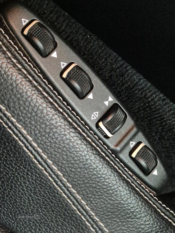 Used Mercedes-Benz E Class 2013 for sale - 76667667: Photo 27