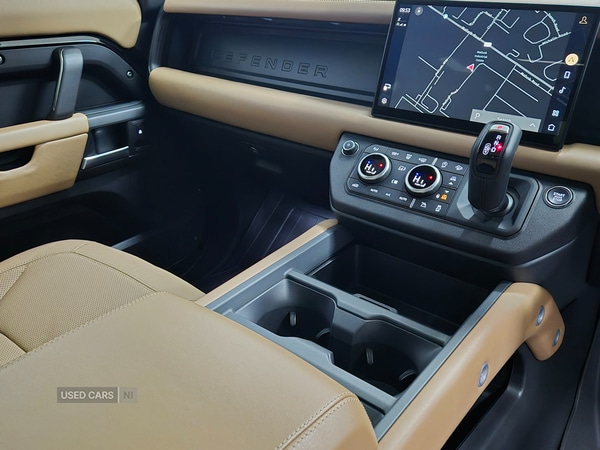 Used Land Rover Defender 2025 for sale - 76998585: Photo 32