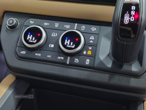 Used Land Rover Defender 2025 for sale - 76998585: Photo 37