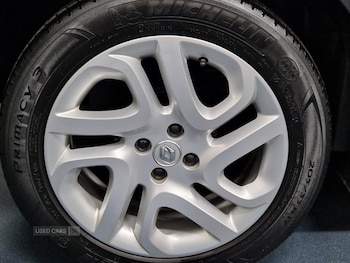 Used Renault Captur 2017 for sale - 77854723: Photo