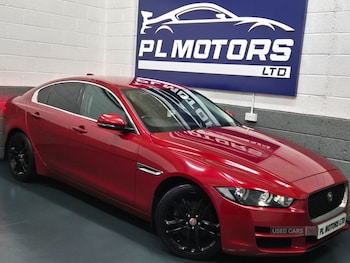 Used Jaguar XE 2019 for sale - 76350111: Photo