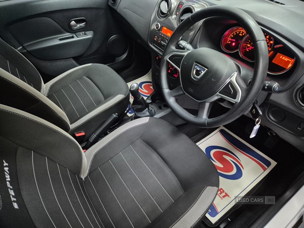 Used Dacia Sandero Stepway 2018 for sale - 77441728: Photo 10