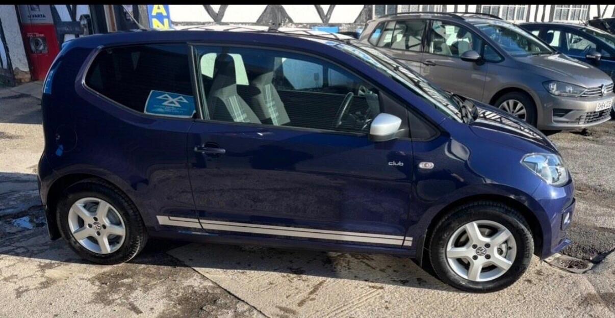 Used Volkswagen up! 2015 for sale - 77908744: Photo 4