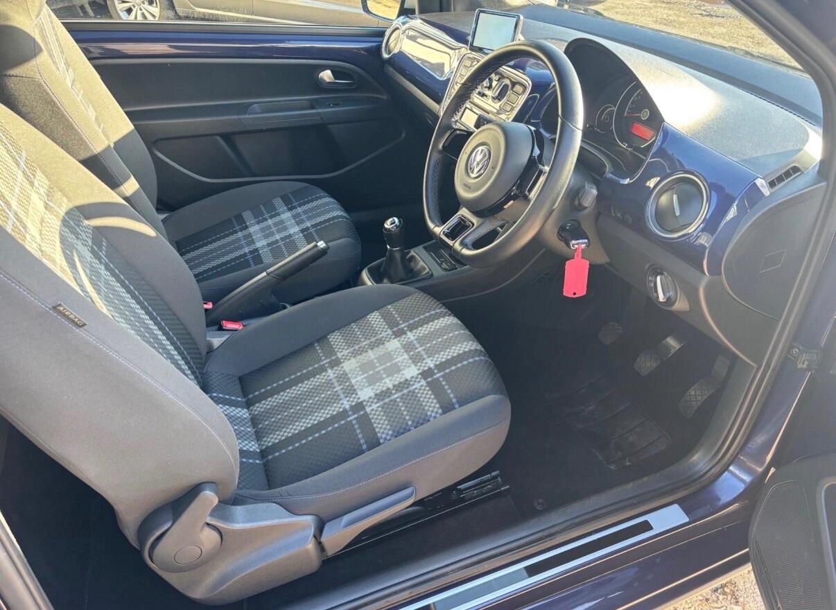 Used Volkswagen up! 2015 for sale - 77908744: Photo 7