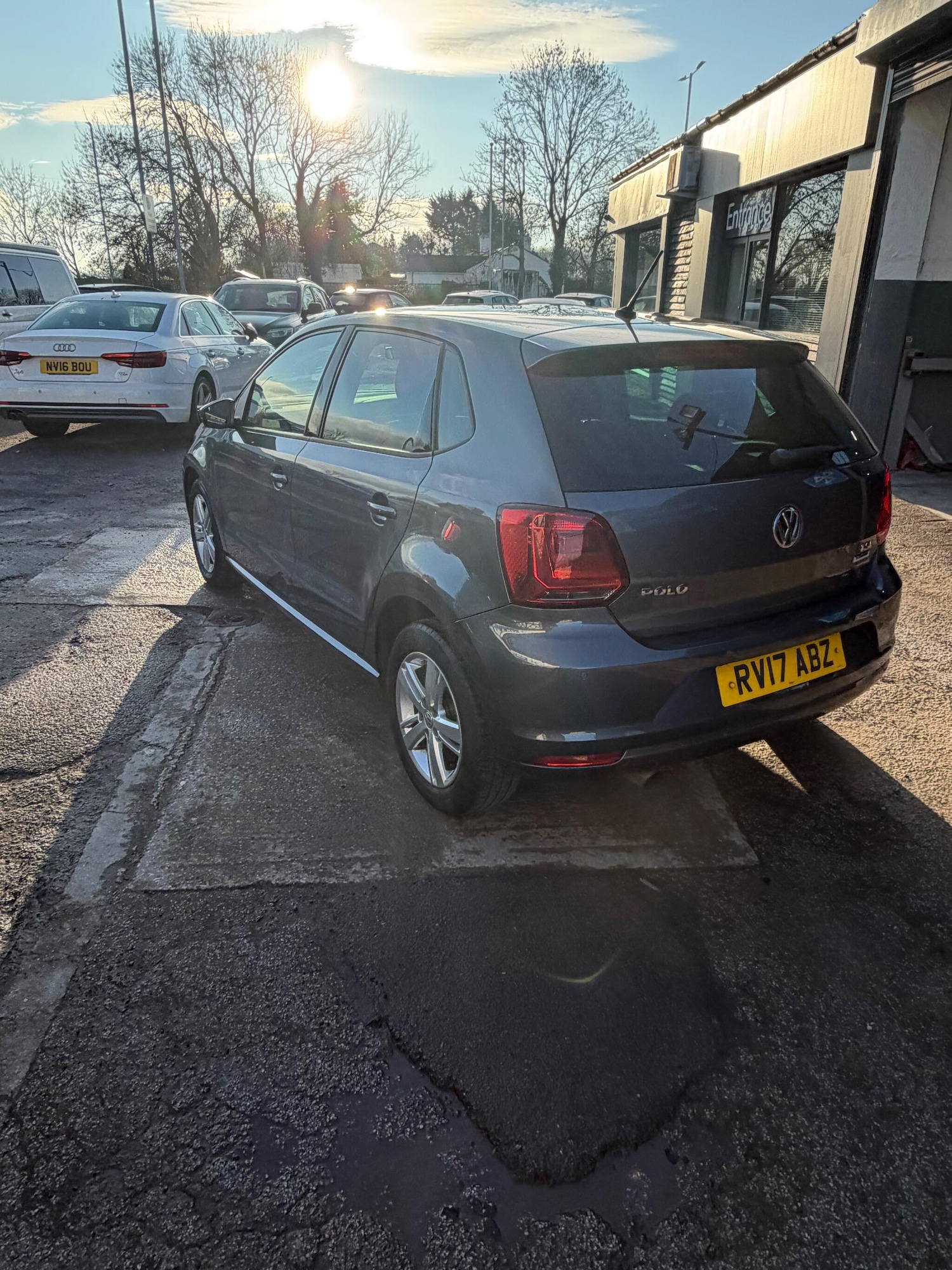 Used Volkswagen Polo 2017 for sale - 77908763: Photo 5
