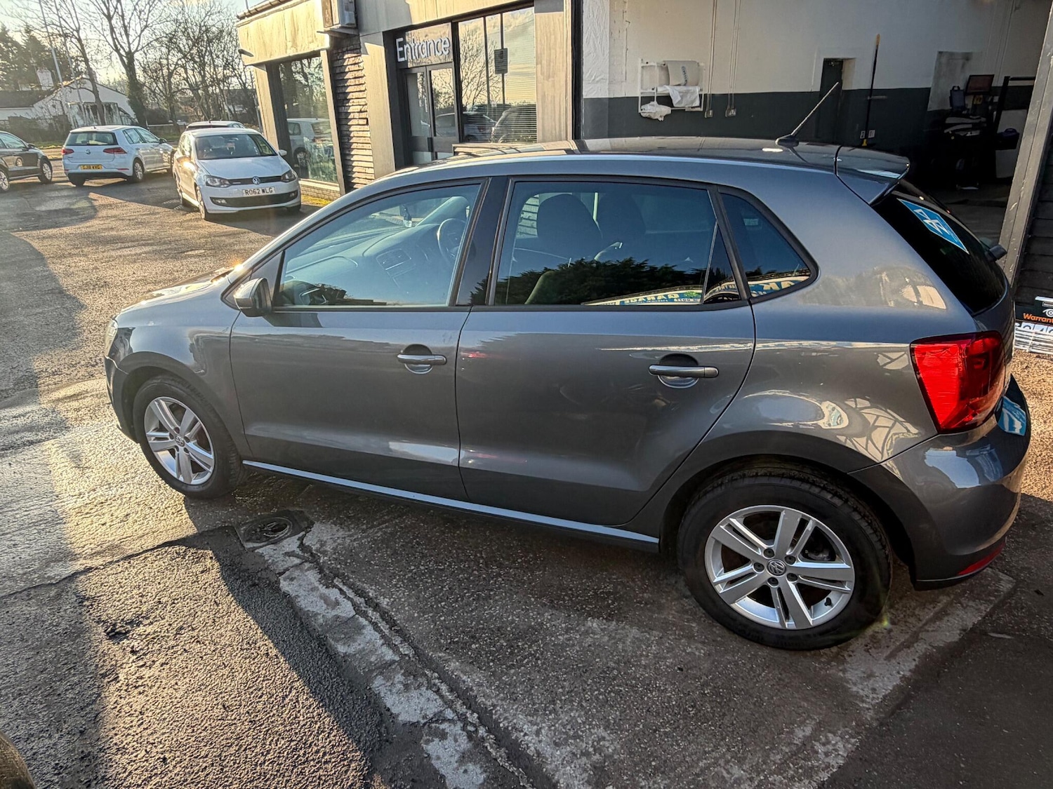 Used Volkswagen Polo 2017 for sale - 77908763: Photo 6