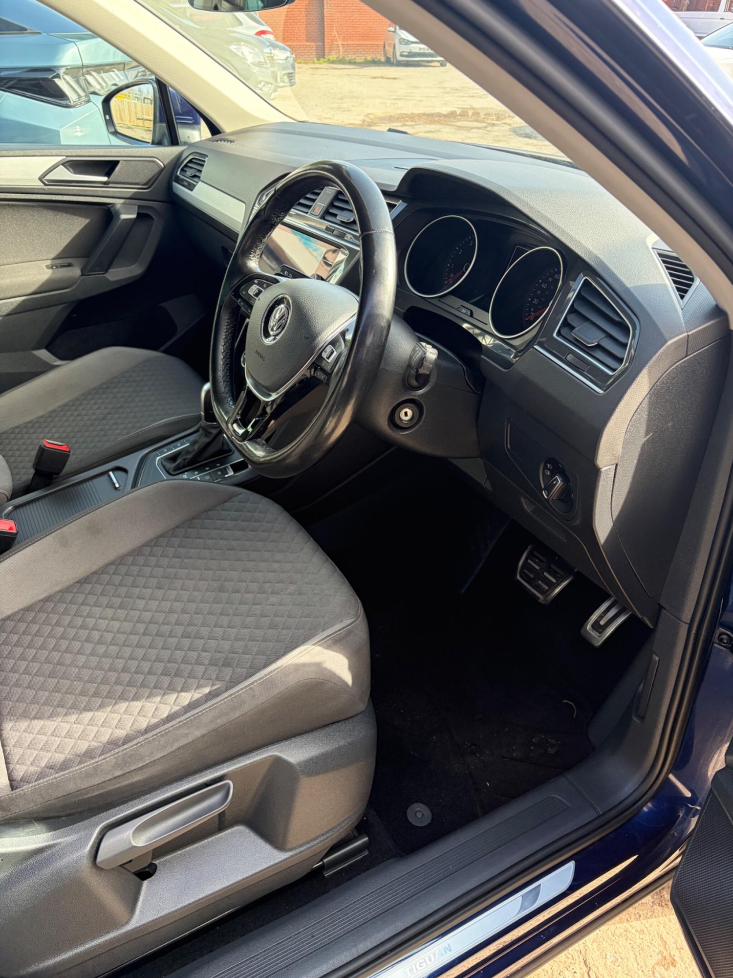 Used Volkswagen Tiguan 2018 for sale - 78047355: Photo 9