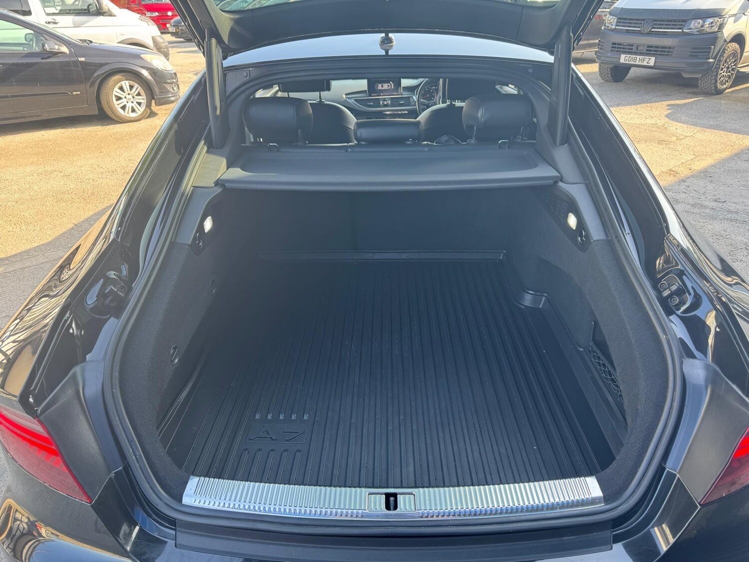 Used Audi A7 2015 for sale - 78170537: Photo 8