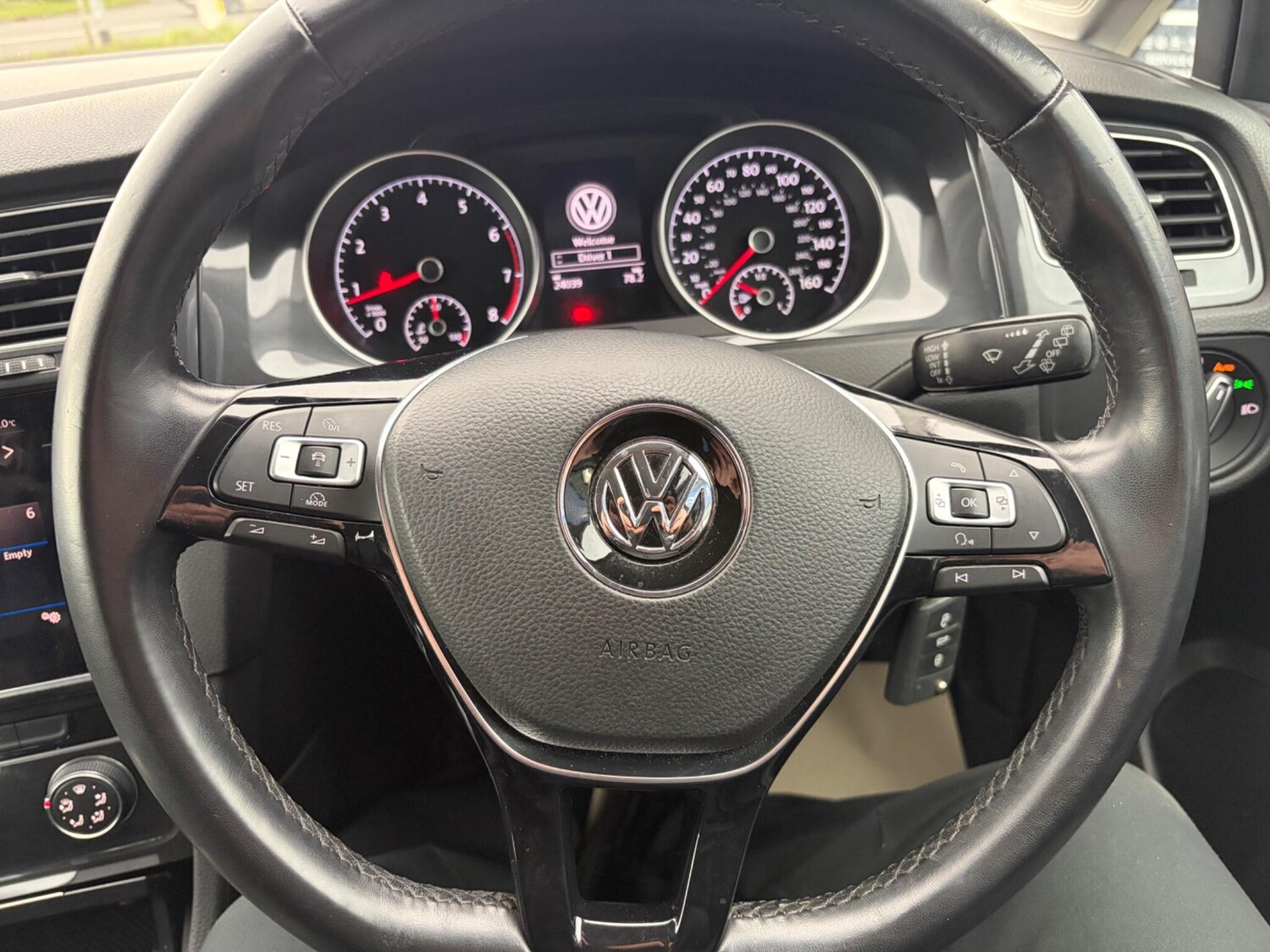 Used Volkswagen Golf 2018 for sale - 77908477: Photo 10