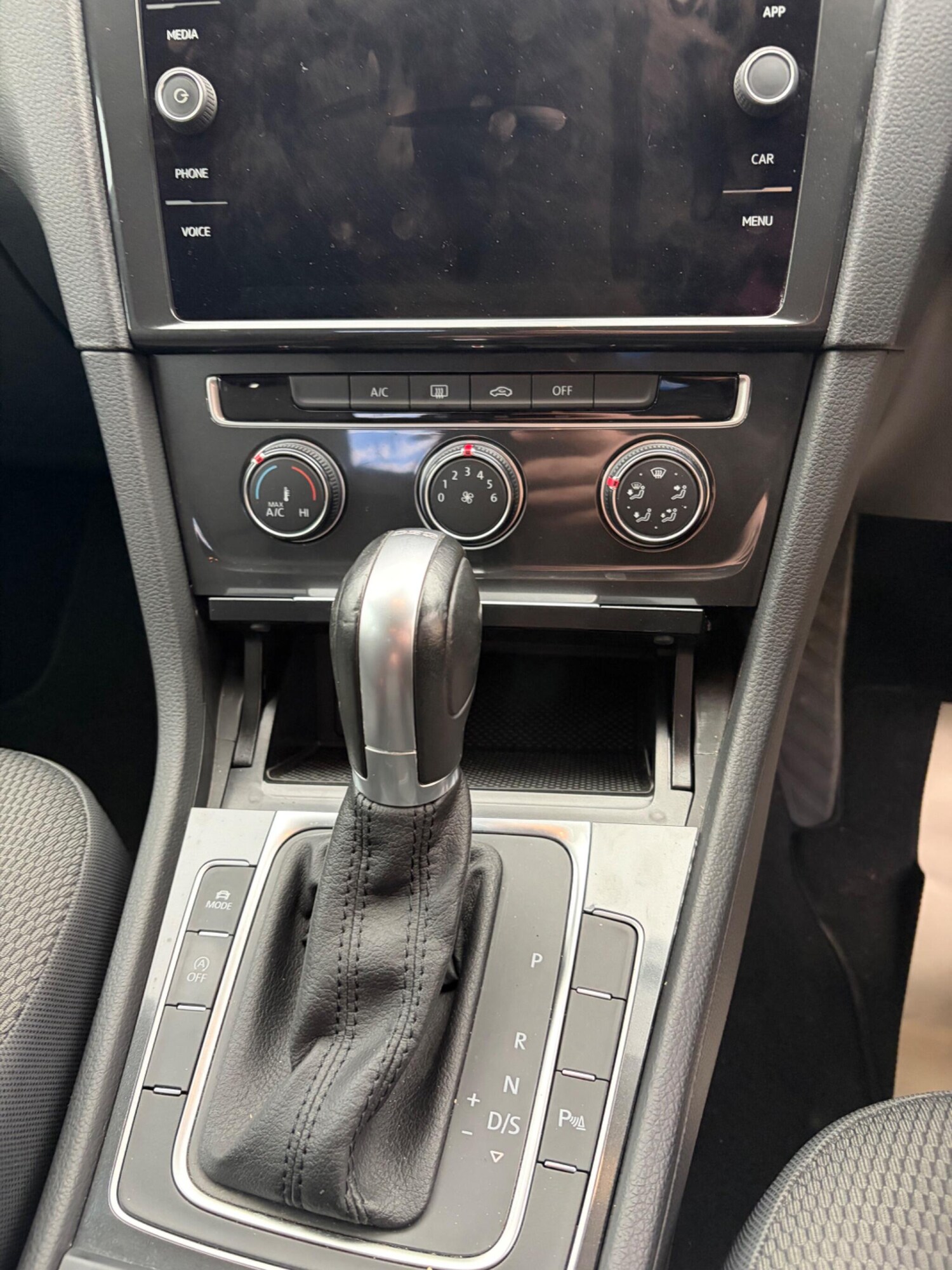 Used Volkswagen Golf 2018 for sale - 77908477: Photo 21